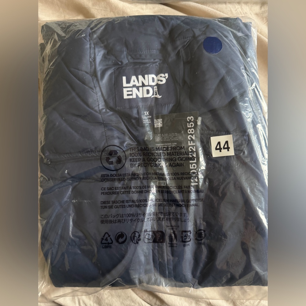 NWT Lands' End Women's Blue Black Packable Puffer Vest Down Filled - Picture 5 of 5
